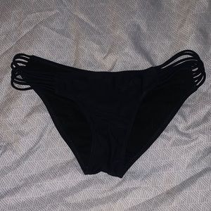 Black bikini bottoms